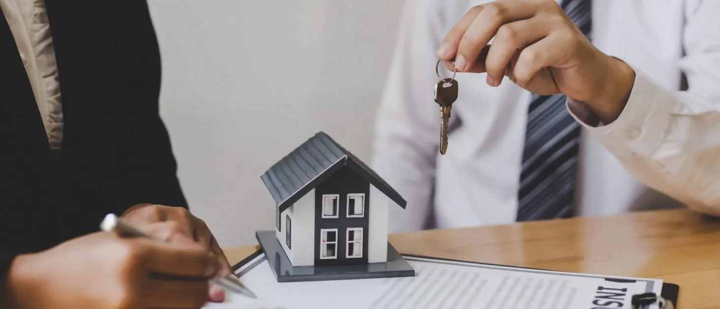 важный этап при покупке жилья - проверка юридической чистоты квартиры